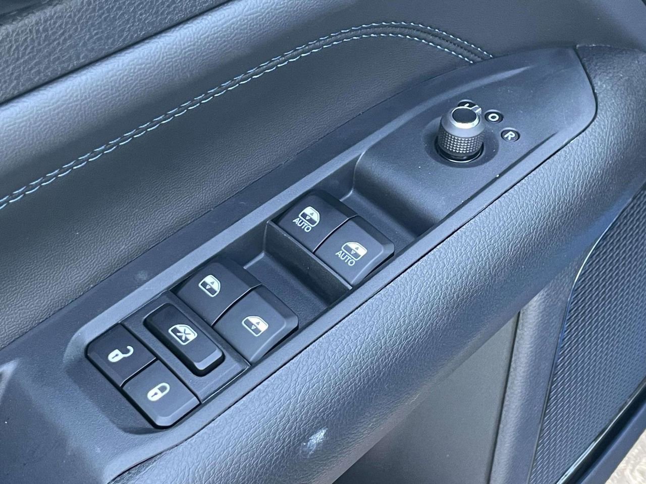 New 2026 Jeep Compass Latitude image 27