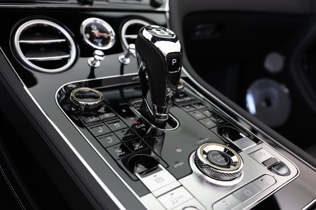 Used 2025 Bentley Continental GTC image 32