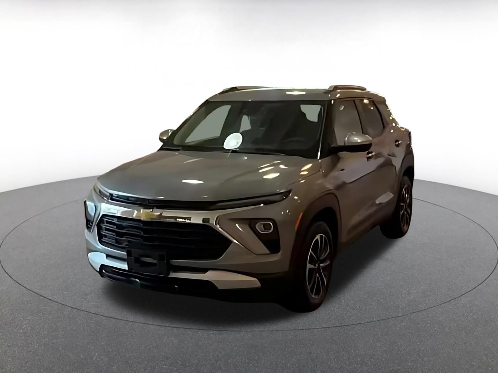 Used 2025 Chevrolet TrailBlazer LT FWD image 6