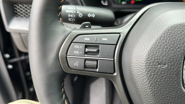 Used 2026 Honda CR-V TrailSport image 13