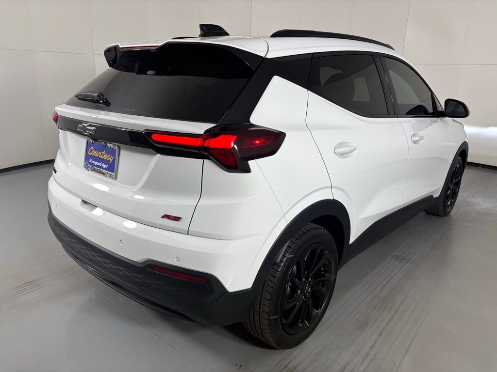 New 2027 Chevrolet Bolt RS FWD image 10