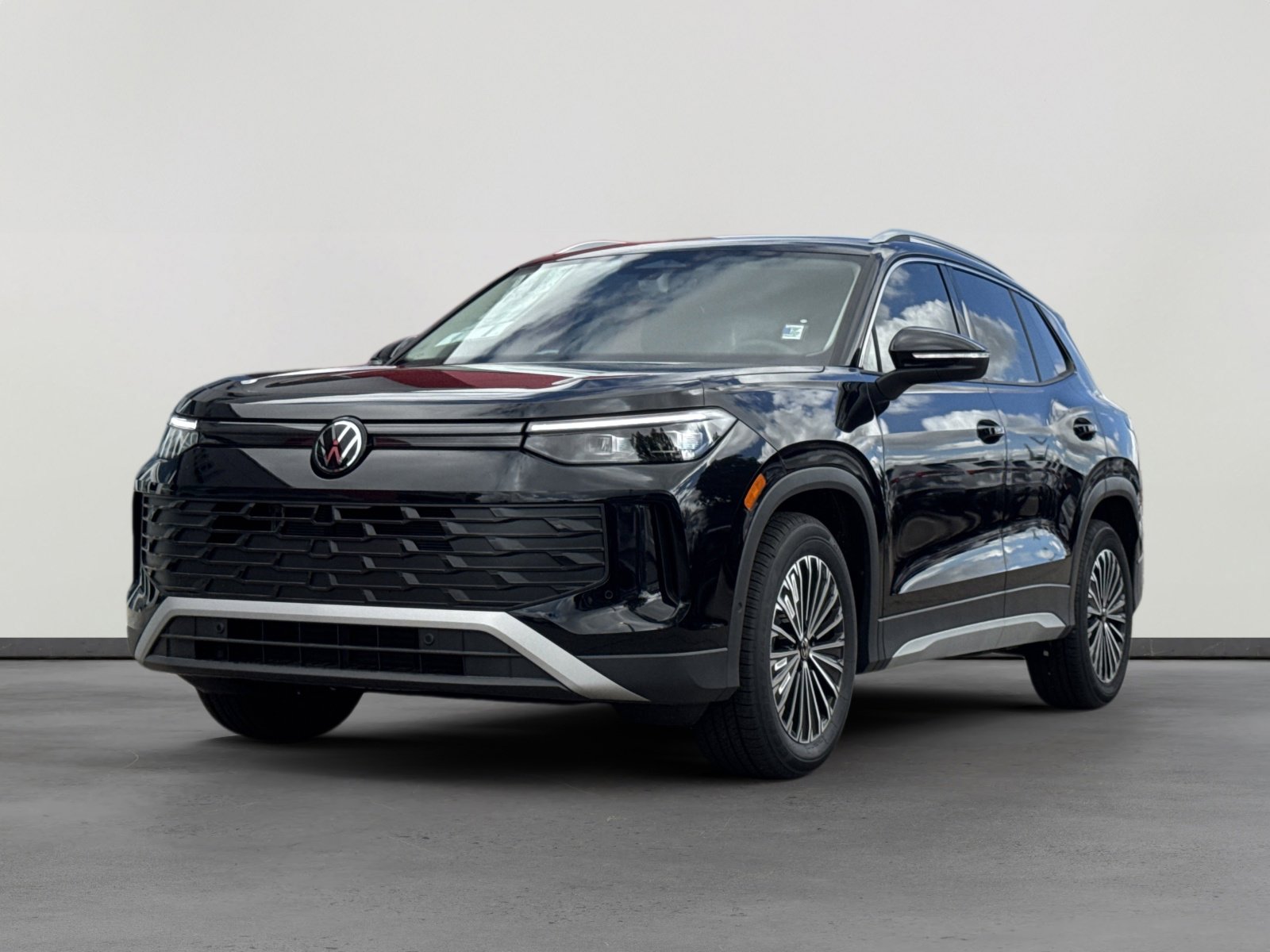 New 2026 Volkswagen Tiguan S