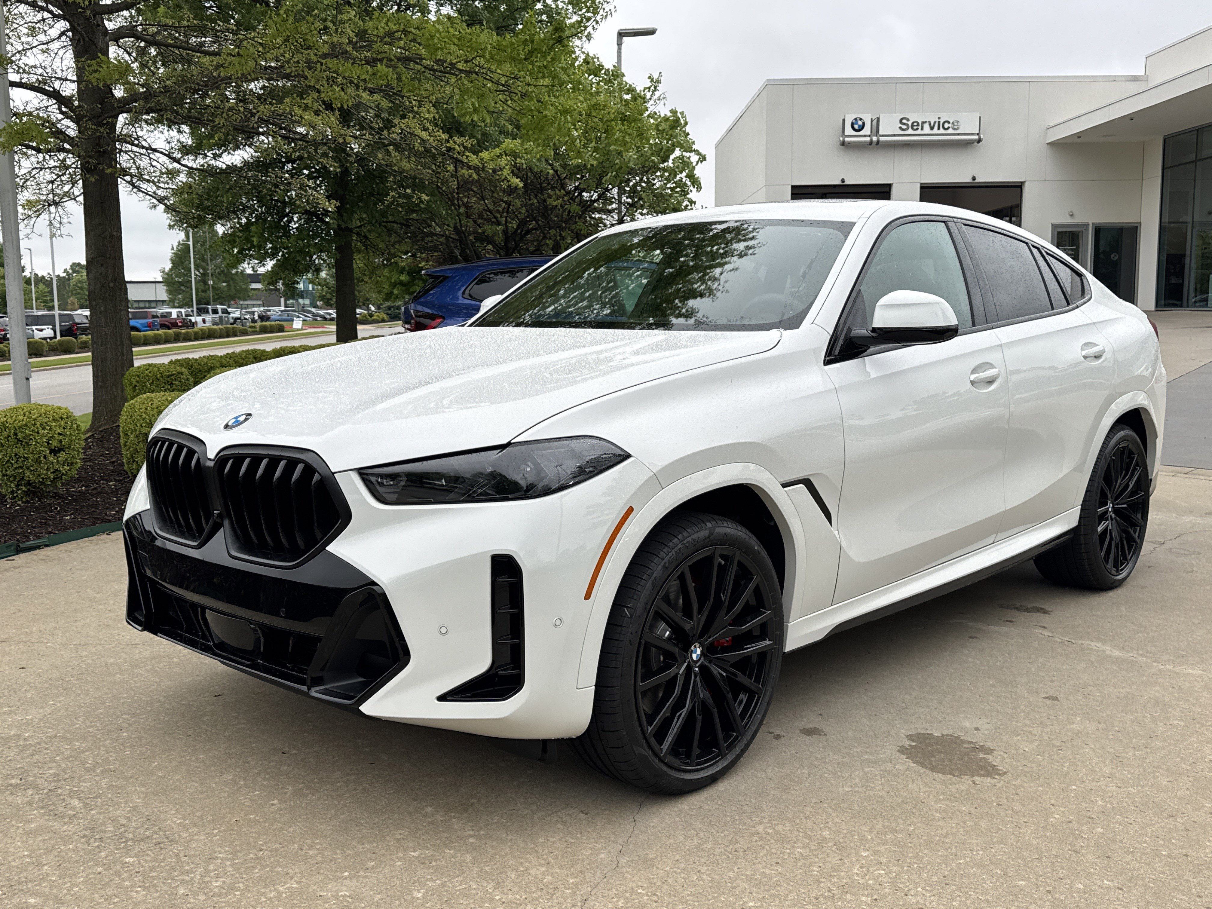 New 2027 BMW X6 xDrive40i AWD/4WD image 1