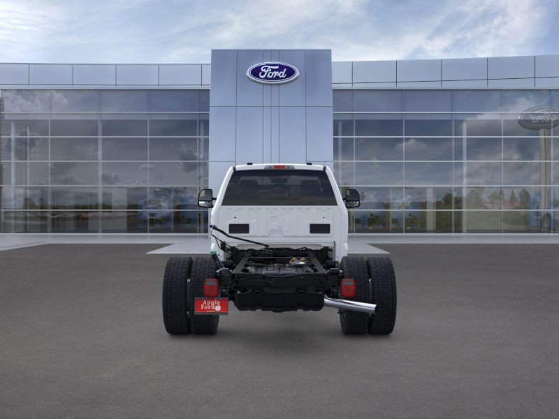 New 2025 Ford F550 4x4 Regular Cab Super Duty image 5