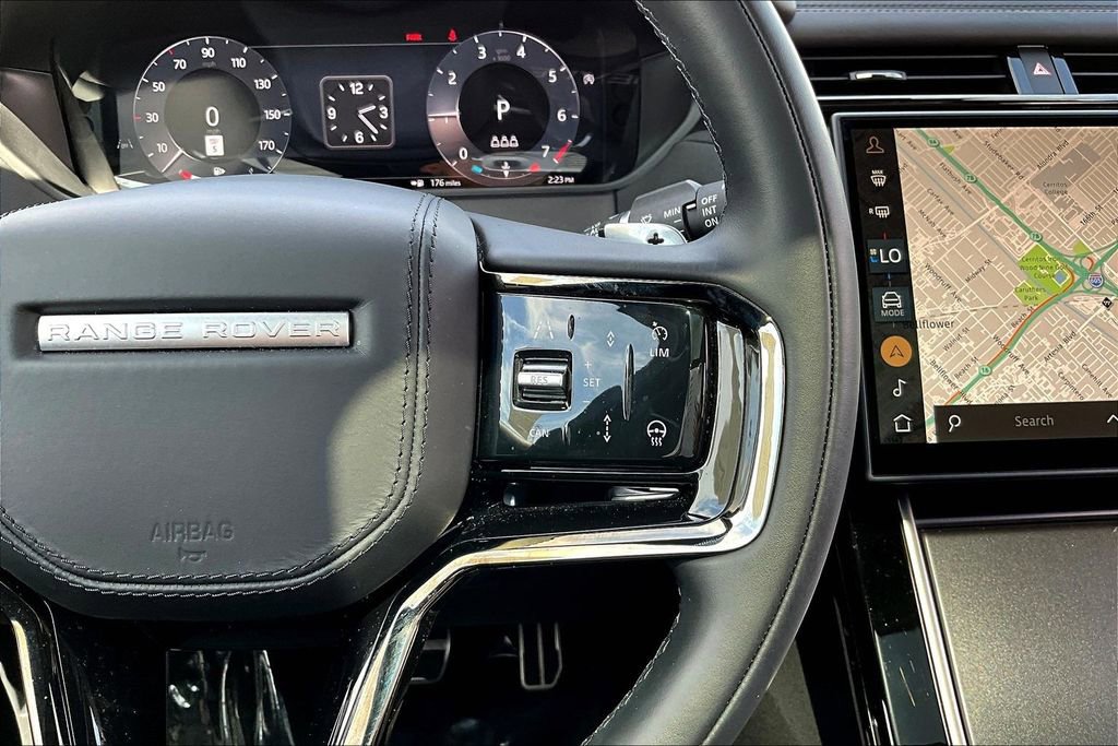 Certified 2026 Land Rover Range Rover Velar Dynamic SE AWD/4WD image 12