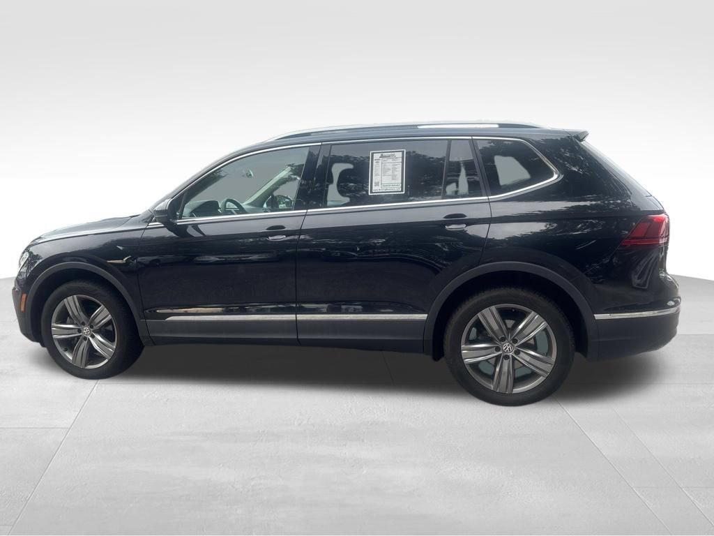 Used 2021 Volkswagen Tiguan SEL AWD/4WD image 38