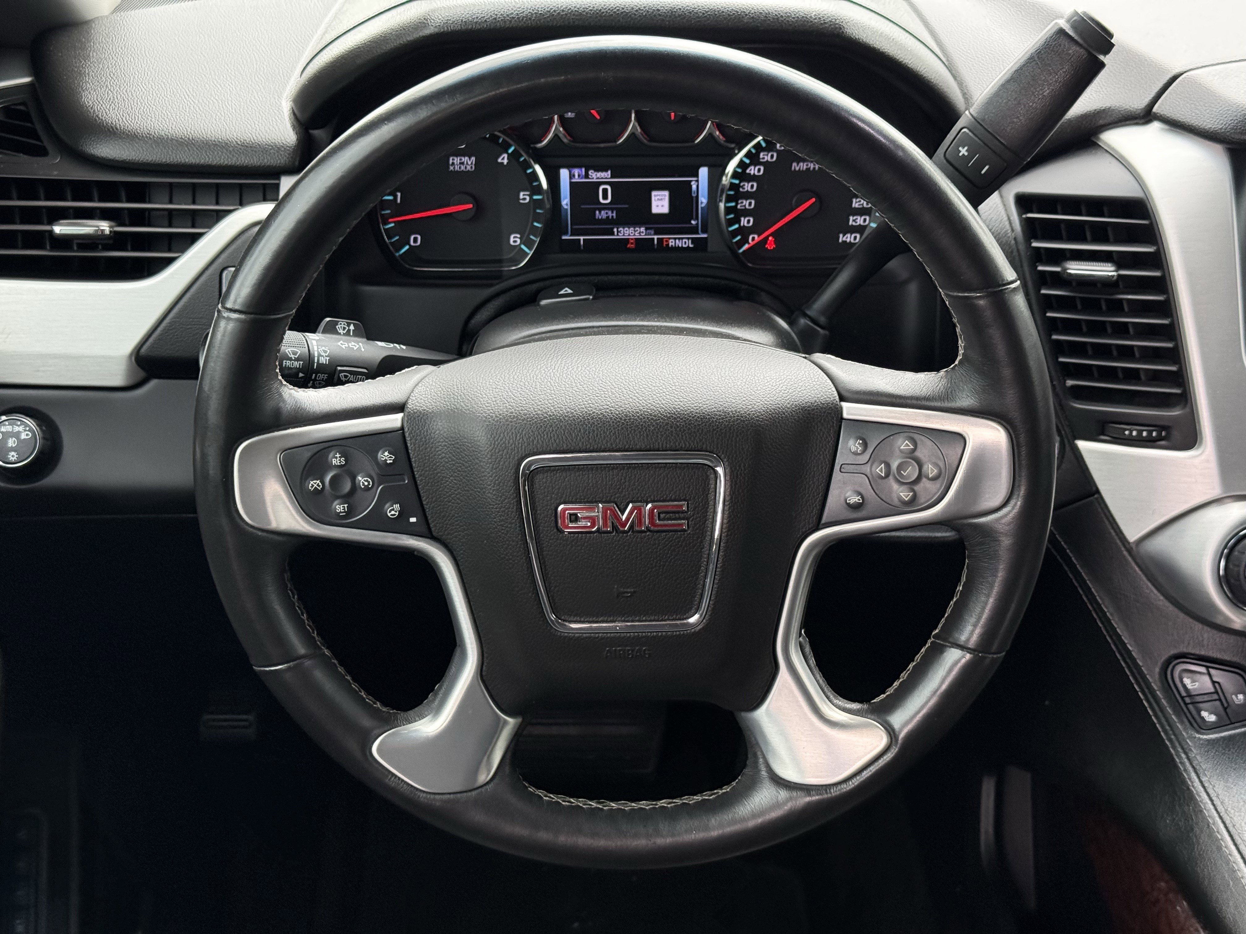 Used 2017 GMC Yukon SLT RWD image 14