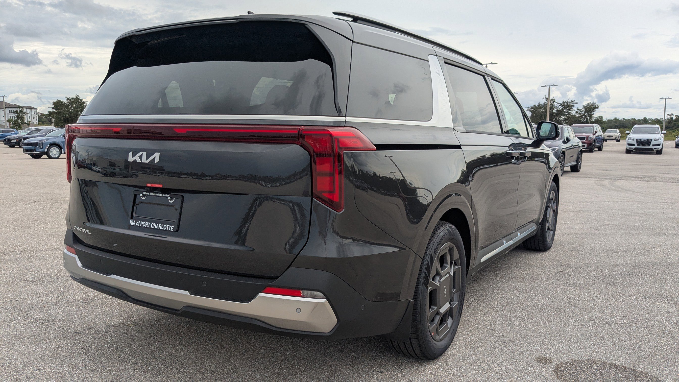 New 2026 Kia Carnival SX image 5