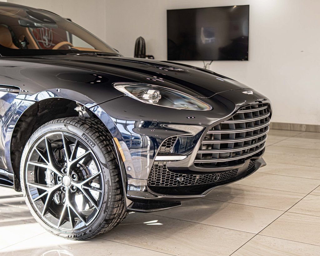 New 2026 Aston Martin DBX 707 AWD/4WD image 3