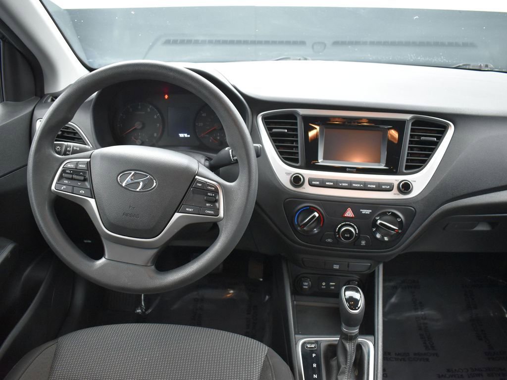 Used 2022 Hyundai Accent SE image 15