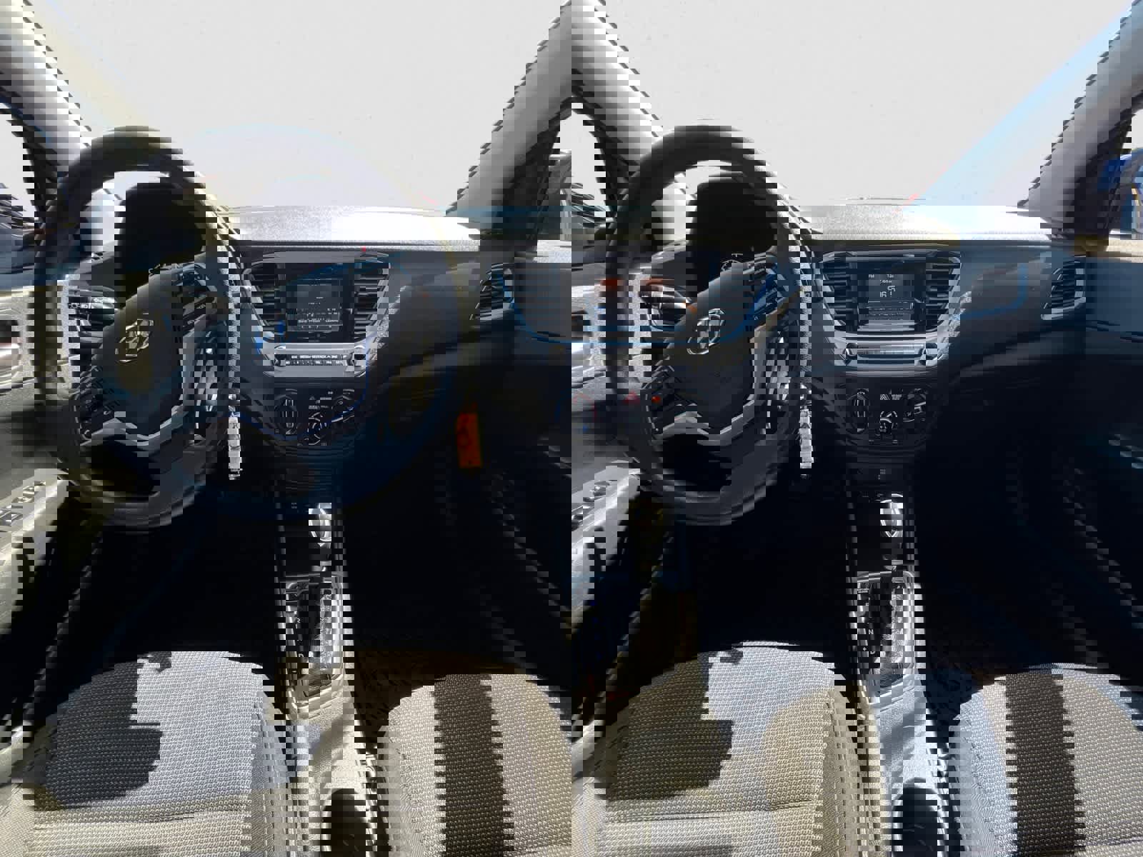 Used 2021 Hyundai Accent SE image 12