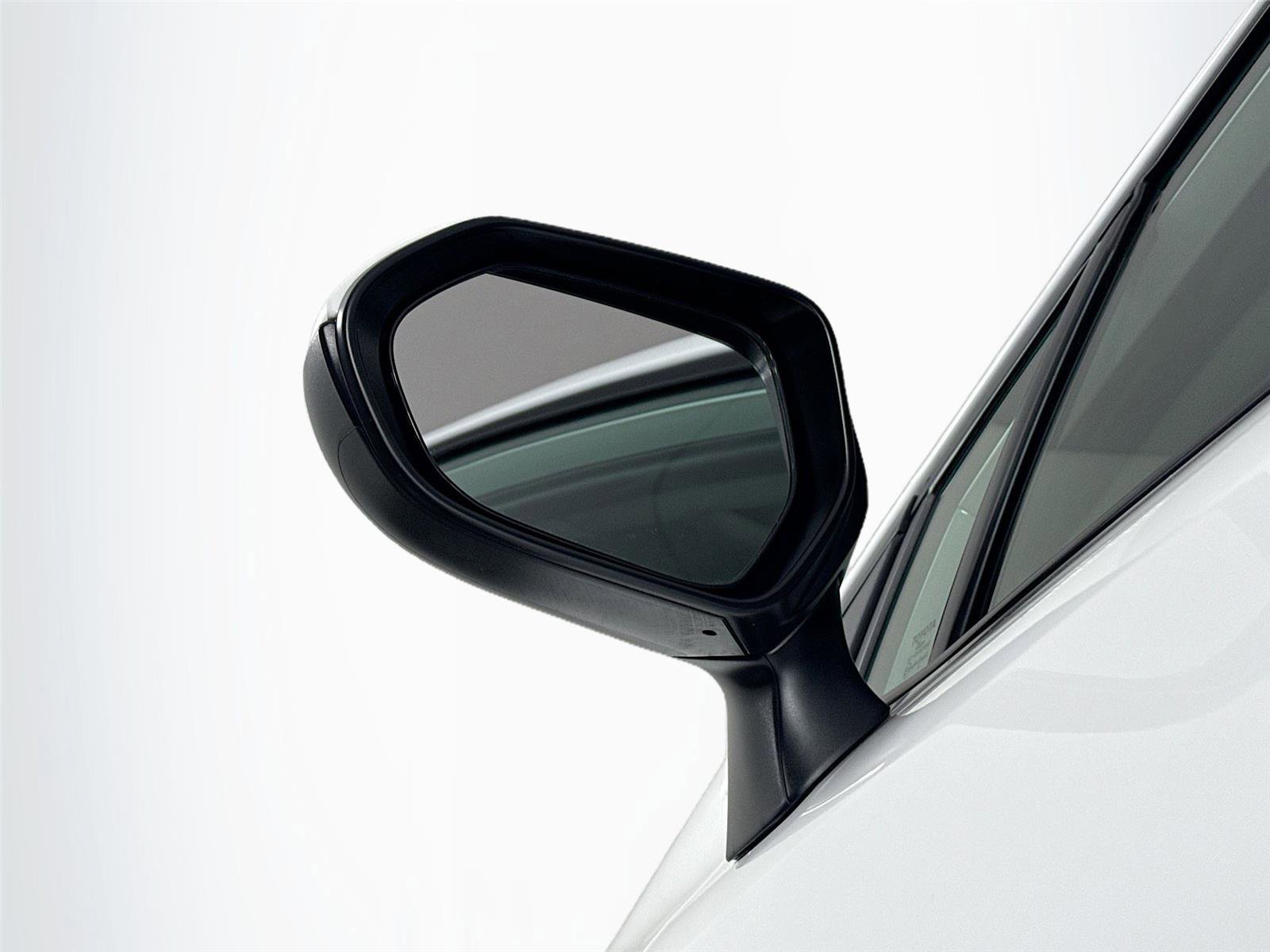 Certified 2025 Toyota Corolla LE image 5