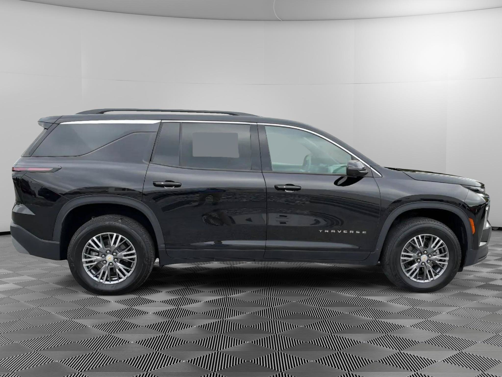 Used 2026 Chevrolet Traverse LT w/ Driver Confidence Package AWD/4WD image 6