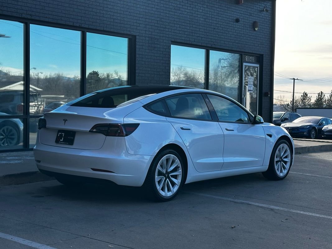 Used 2023 Tesla Model 3 Standard Range image 12