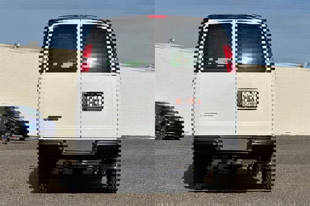 New 2025 Chevrolet Express 2500 w/ Enhanced Convenience Package image 5