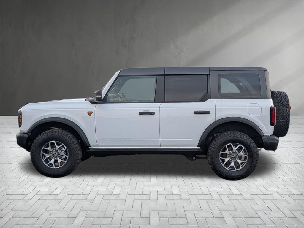 New 2025 Ford Bronco Badlands image 6