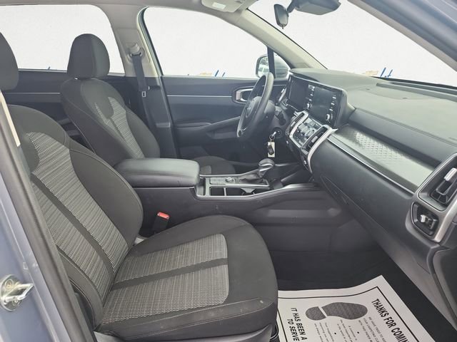 Used 2022 Kia Sorento LX image 13