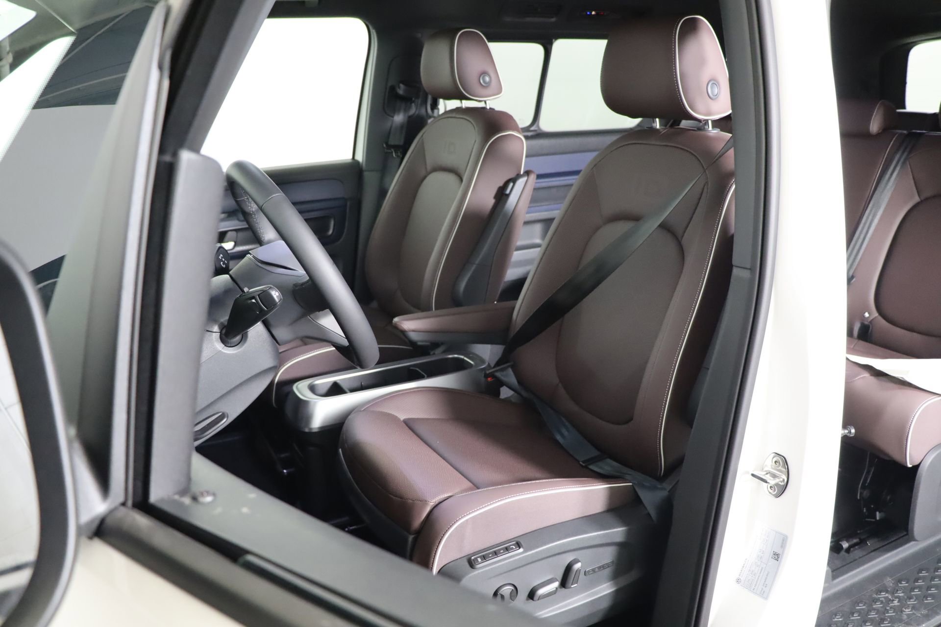 New 2025 Volkswagen ID. Buzz Pro S RWD image 30