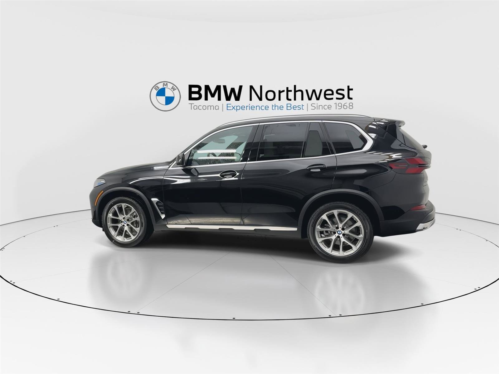 New 2026 BMW X5 xDrive40i w/ Climate Comfort Package image 11