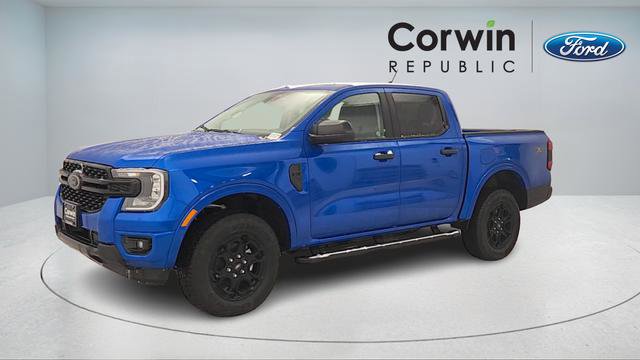 New 2025 Ford Ranger XLT w/ Black Appearance Package video 3