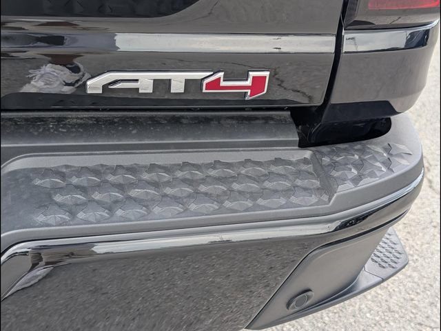 Used 2025 GMC Canyon AT4 w/ Technology Plus Package AWD/4WD image 18