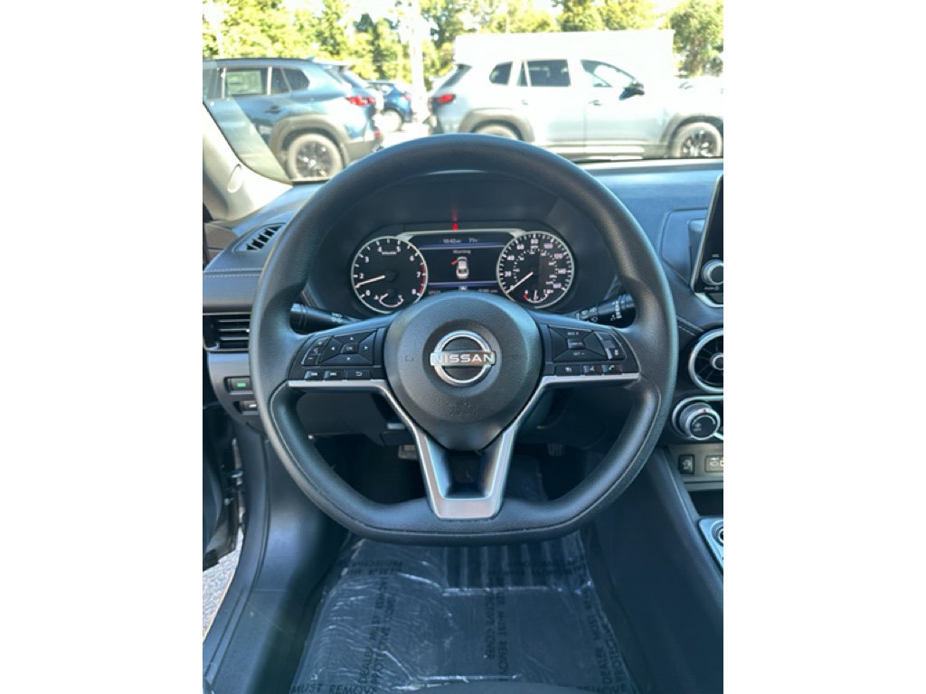 Used 2024 Nissan Sentra SV image 17