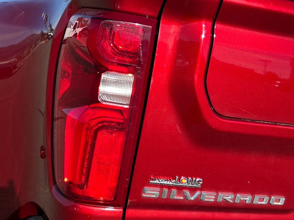 Used 2022 Chevrolet Silverado 3500 High Country w/ Safety Package II image 34