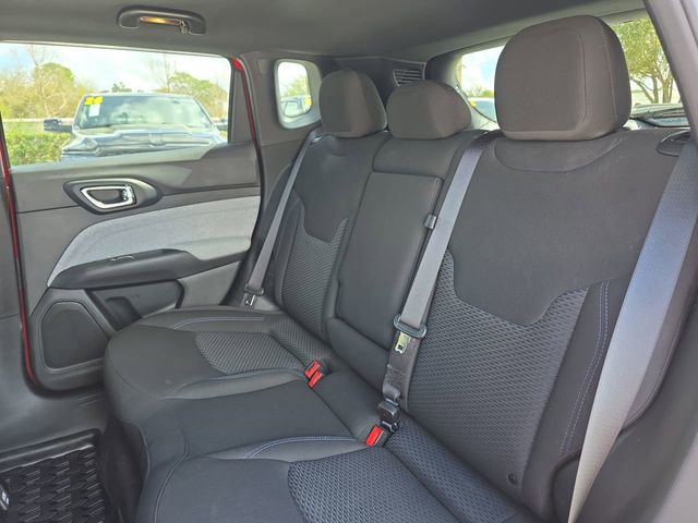 Used 2023 Jeep Compass Sport image 21