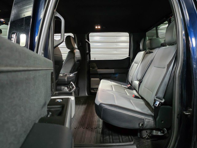 Used 2022 Ford F150 Lightning Lariat image 19