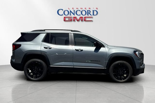 New 2026 GMC Terrain Elevation w/ Black Edition FWD image 3