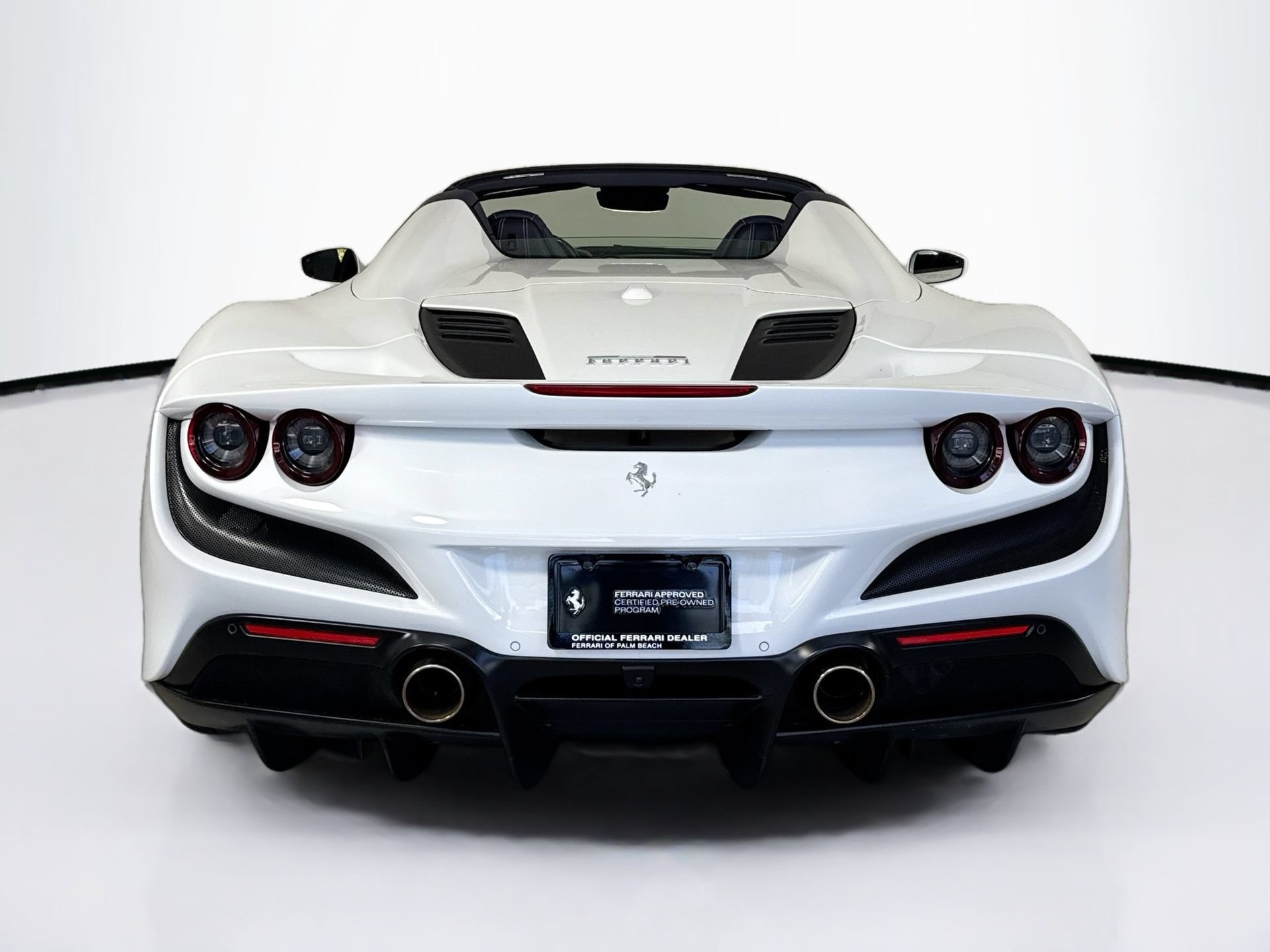 Certified 2022 Ferrari F8 Tributo RWD image 6