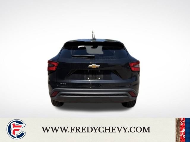 Used 2024 Chevrolet Trax LS FWD image 6