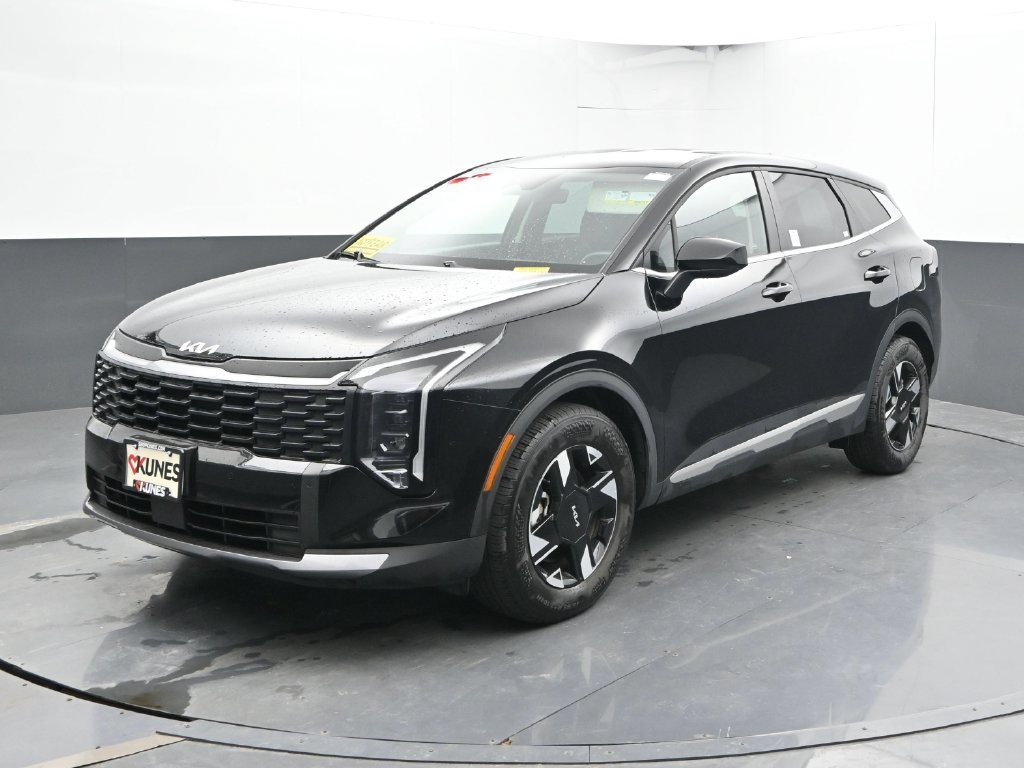 Used 2026 Kia Sportage LX FWD image 8