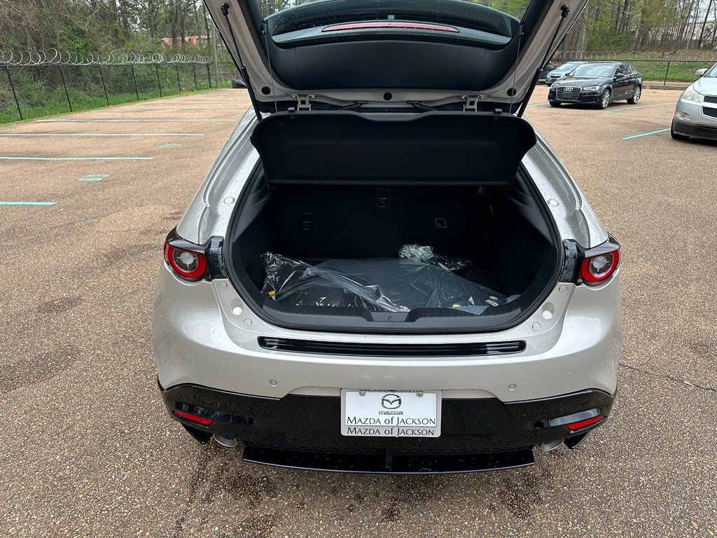 New 2026 MAZDA MAZDA3 Hatchback w/ Appearance Package image 23