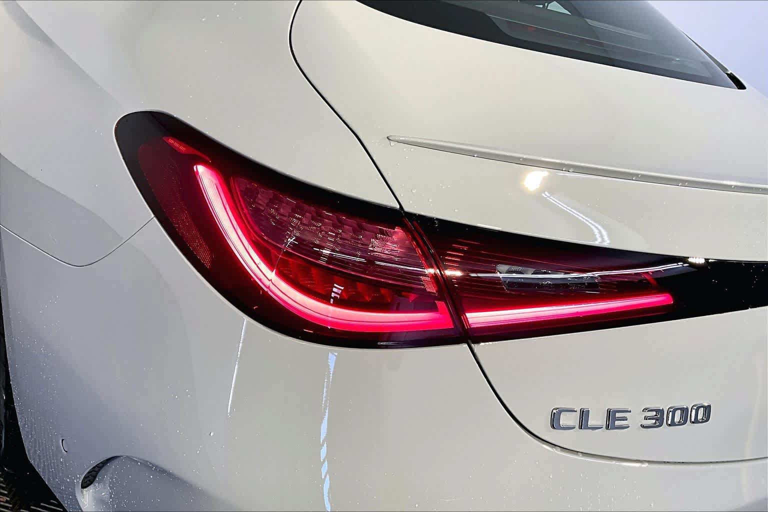 New 2026 Mercedes-Benz CLE 300 4MATIC Coupe image 5