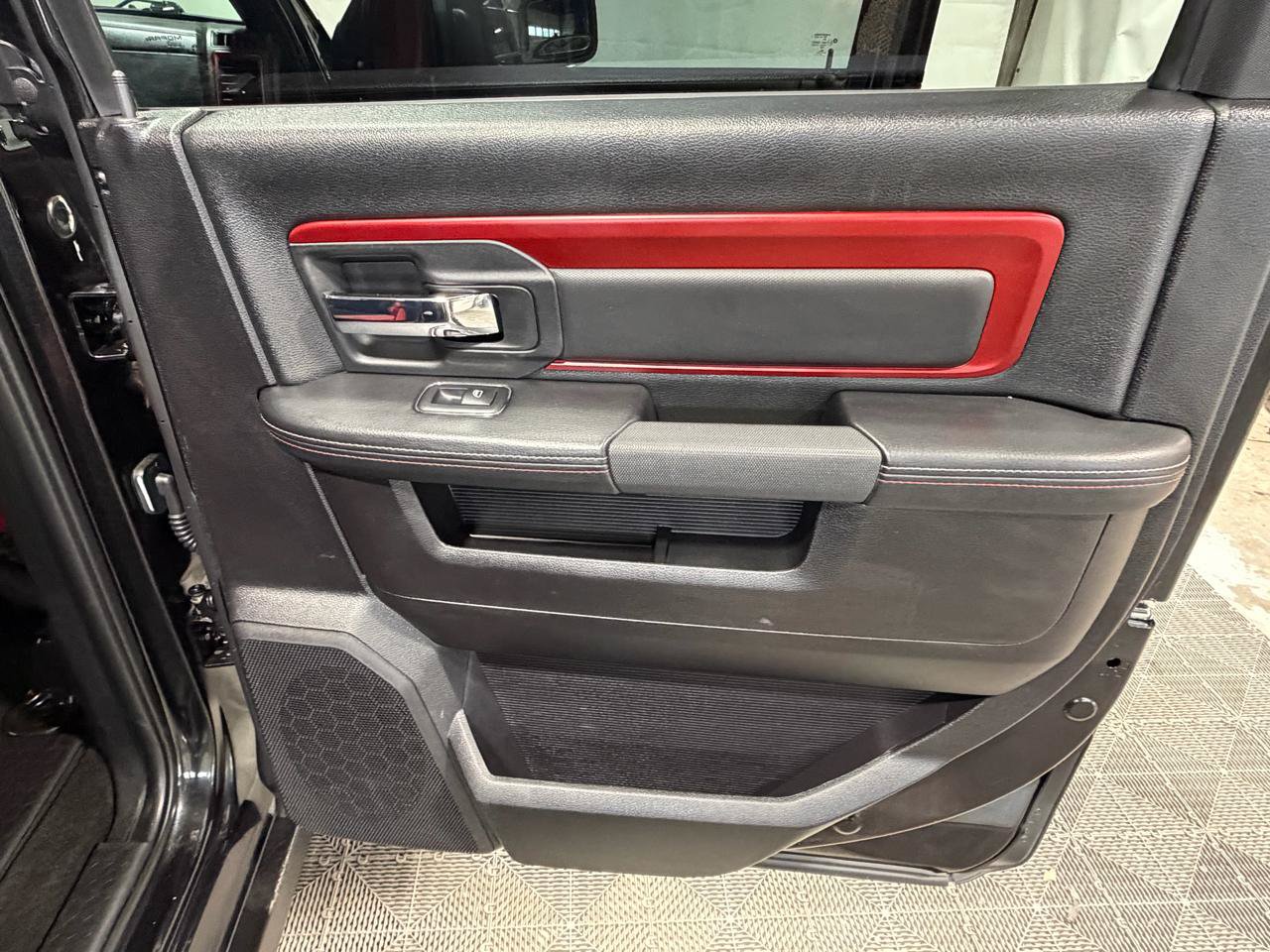 Used 2016 RAM 1500 Rebel w/ Luxury Group AWD/4WD image 16