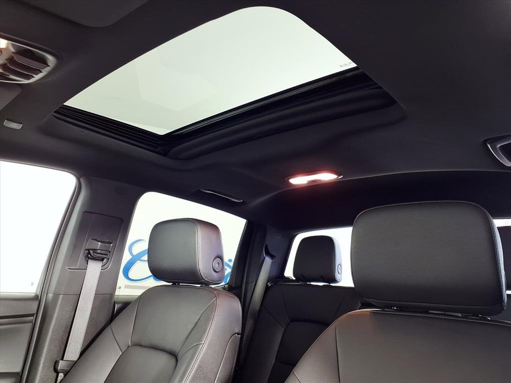 Used 2023 GMC Canyon Elevation w/ Elevation Premium Package image 15