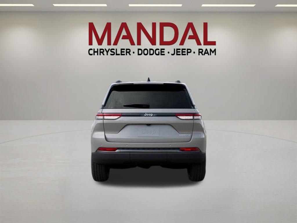 New 2026 Jeep Grand Cherokee Limited w/ Limited Altitude Package RWD image 7