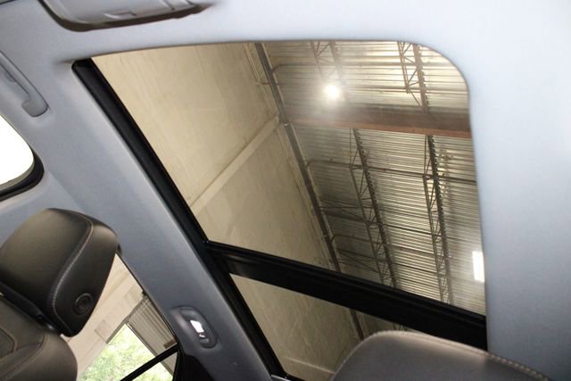 Used 2021 Chevrolet Equinox Premier AWD/4WD image 16