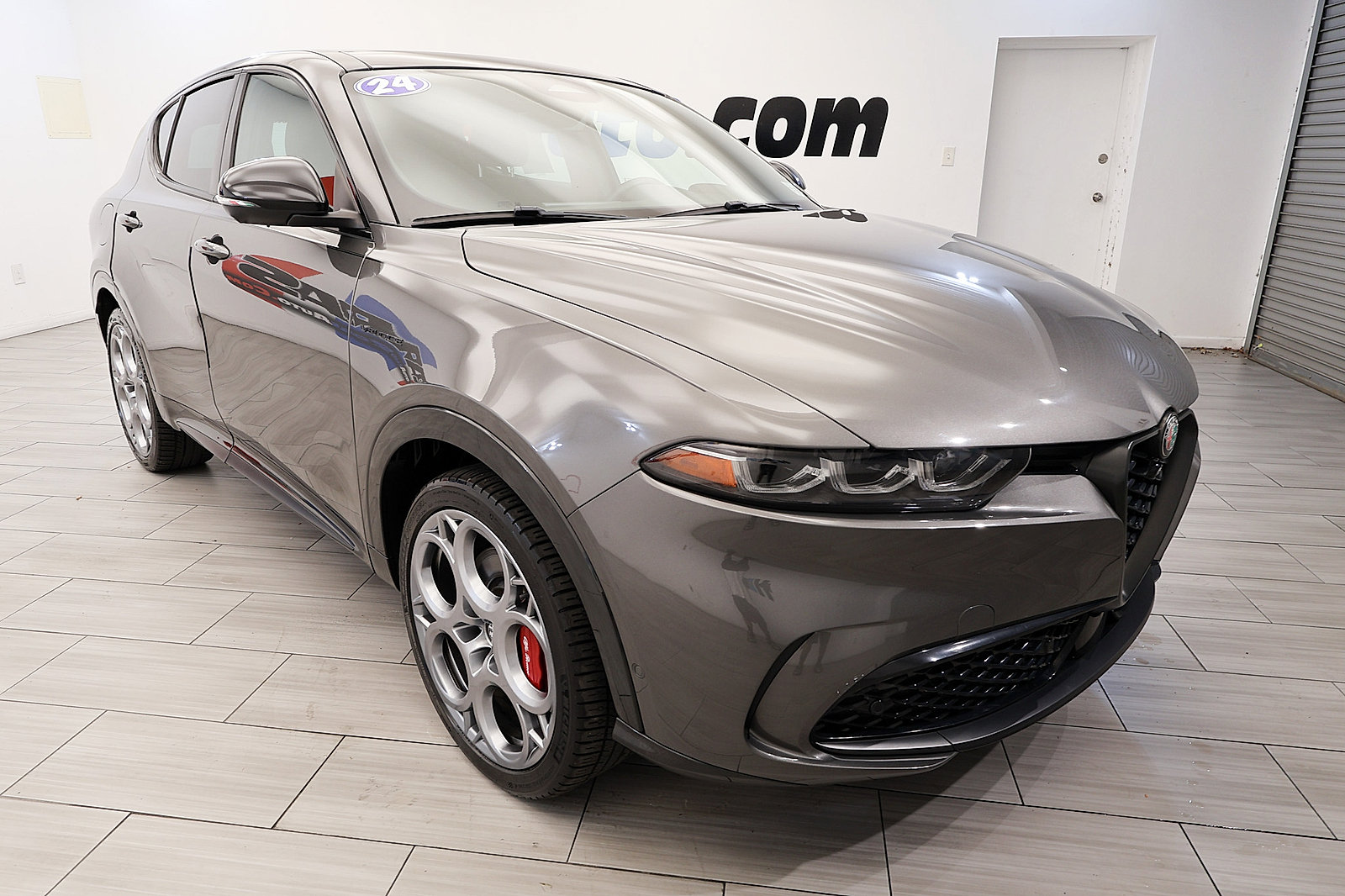 Used 2024 Alfa Romeo Tonale Veloce AWD/4WD image 7