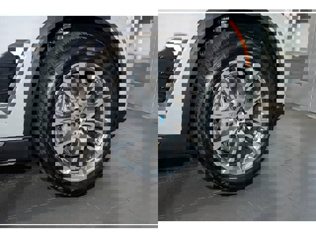 New 2026 BMW X5 xDrive50e w/ Premium Package image 47