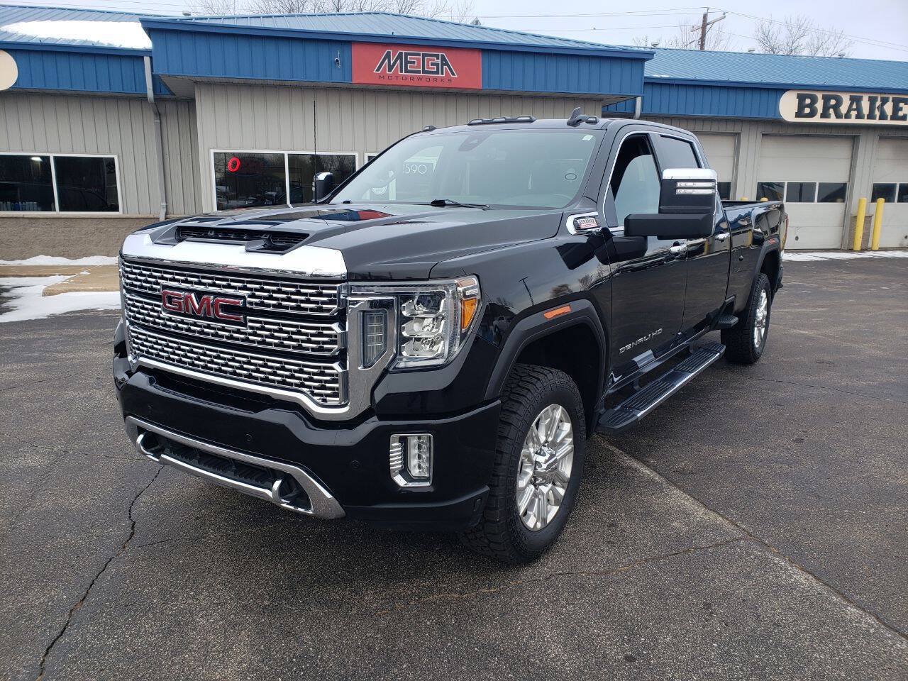 Used 2020 GMC Sierra 2500 Denali w/ Gooseneck/5TH Wheel Package AWD/4WD image 2