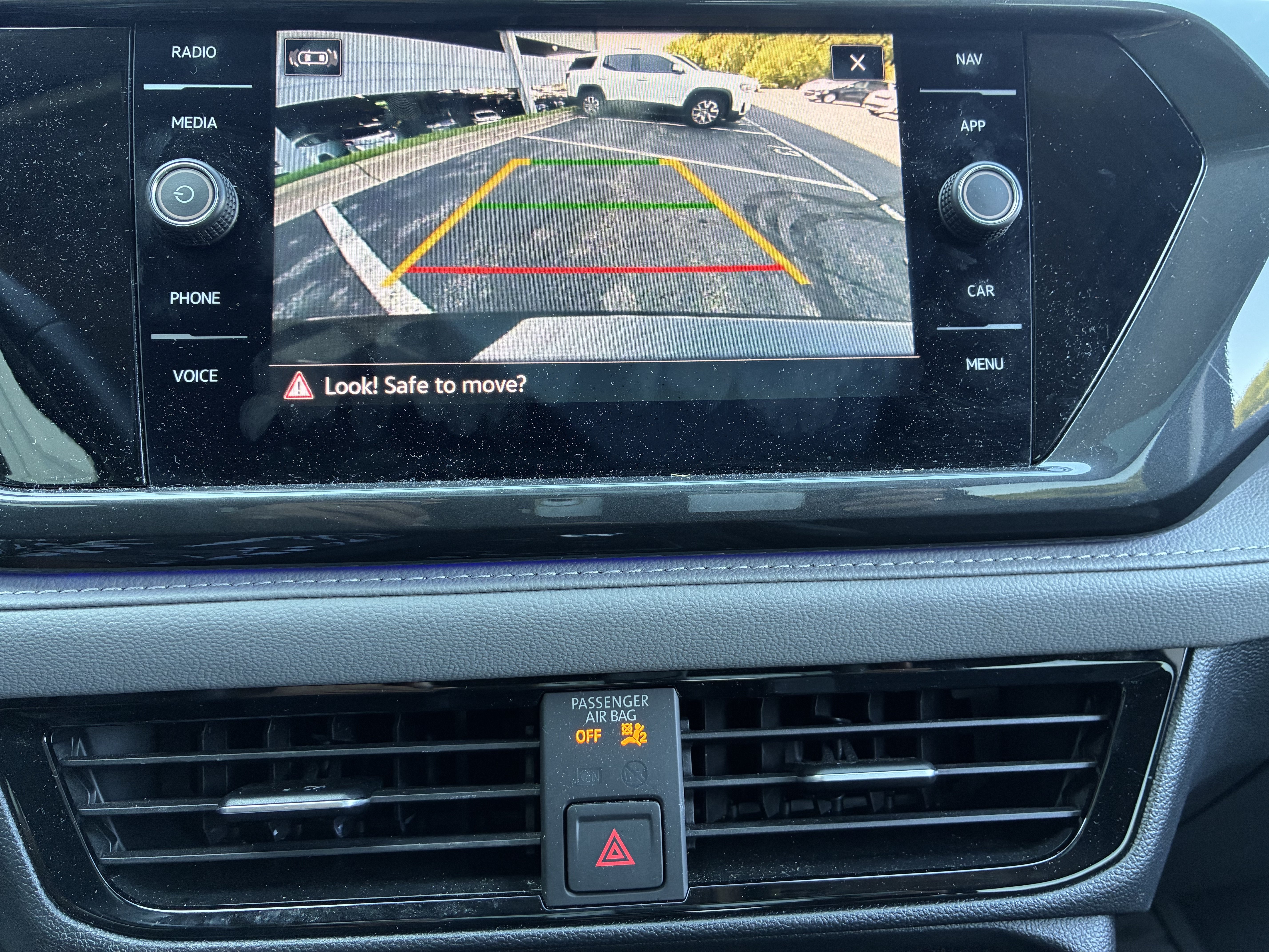 Certified 2023 Volkswagen Taos SEL AWD/4WD image 27
