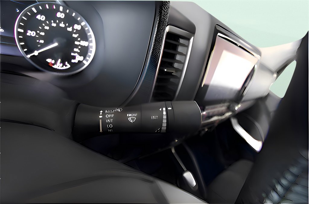 Used 2024 Nissan Frontier SV w/ SV Convenience Package image 30