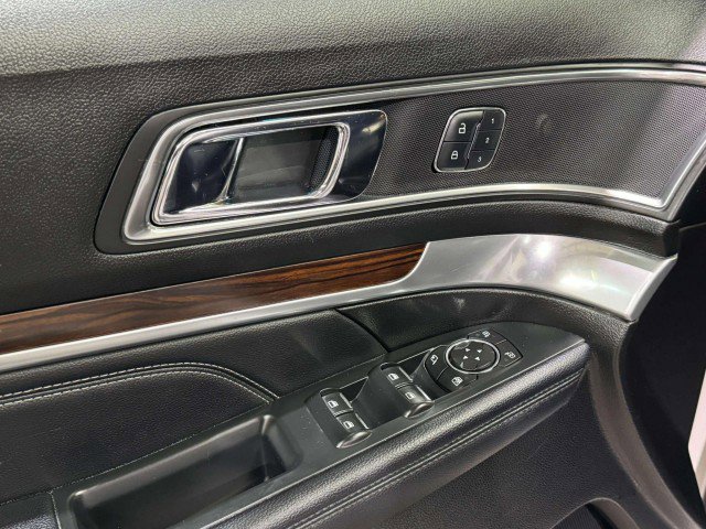 Used 2017 Ford Explorer Limited w/ Equipment Group 301A image 30