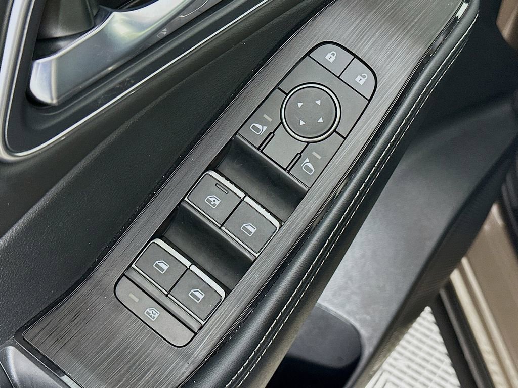 Certified 2024 Nissan Rogue Platinum image 26