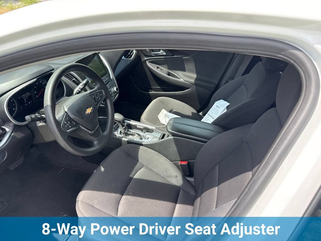 Used 2024 Chevrolet Malibu LT FWD image 13