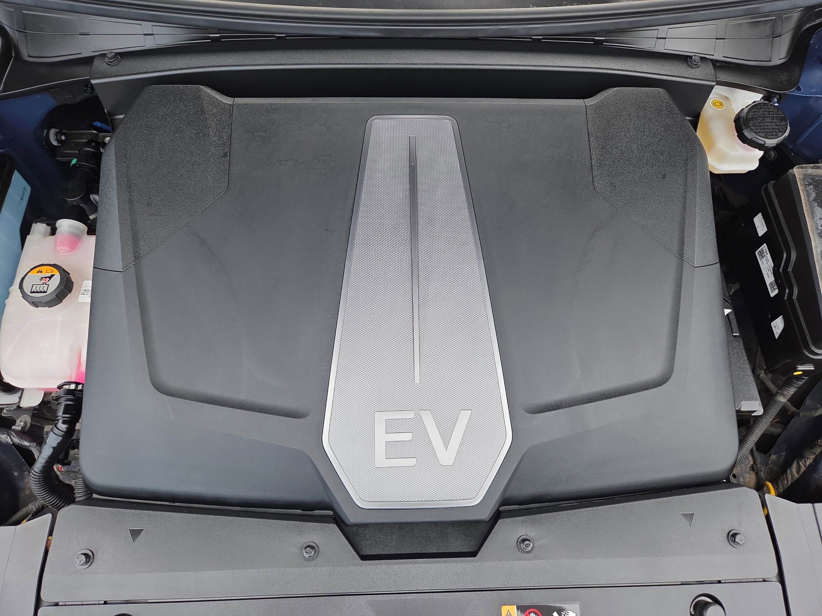 Used 2024 Kia EV6 GT-Line AWD/4WD image 42