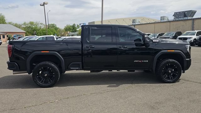 Used 2024 GMC Sierra 2500 AT4 w/ Technology Package AWD/4WD image 10