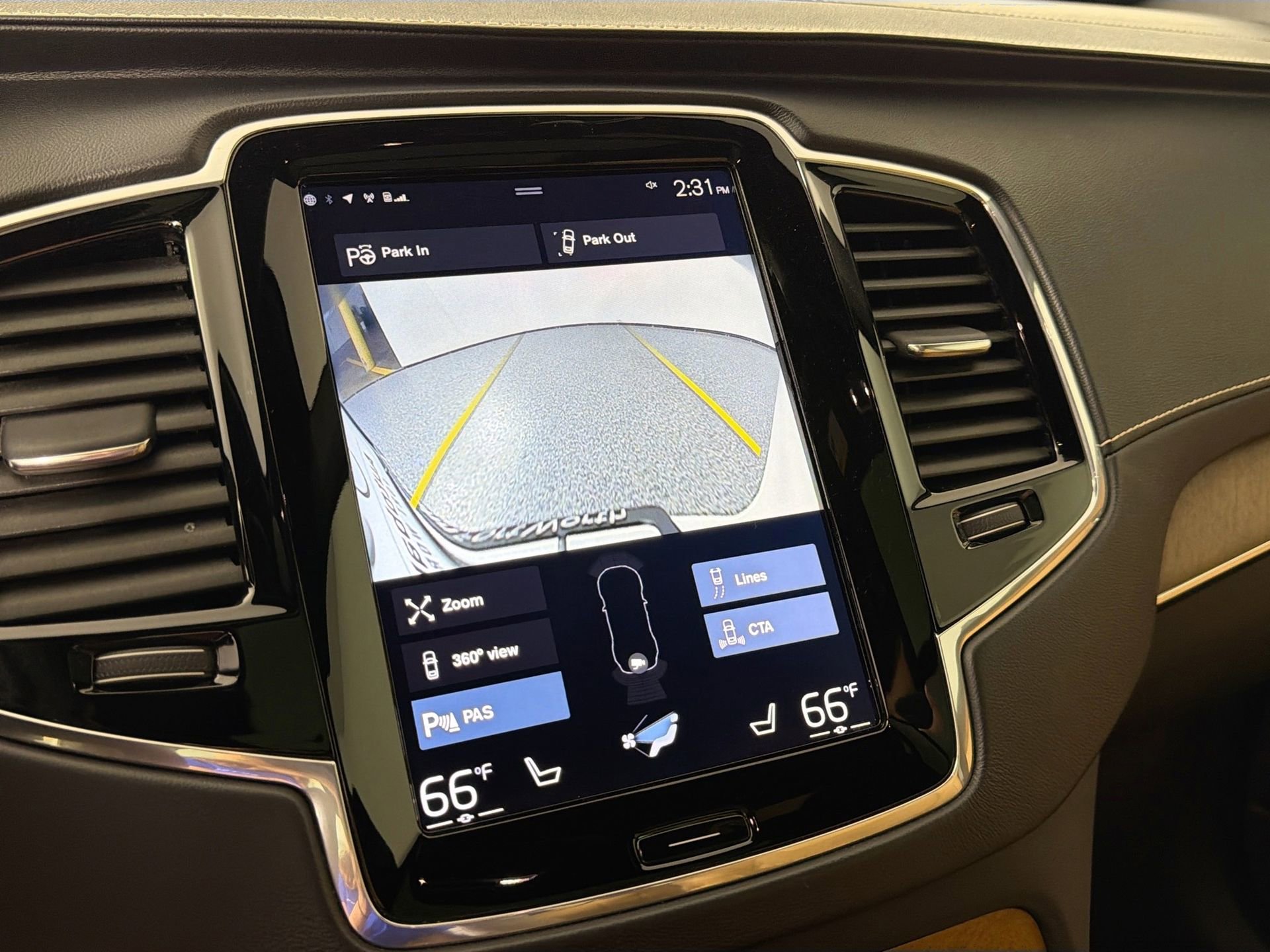 Used 2017 Volvo XC90 T6 Inscription w/ Vision Package image 14